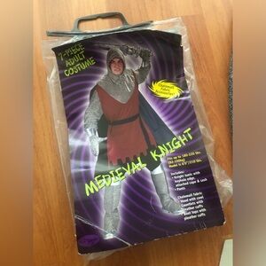 Halloween Medieval Knight Halloween Adult man costume NWOT Large - XL One size